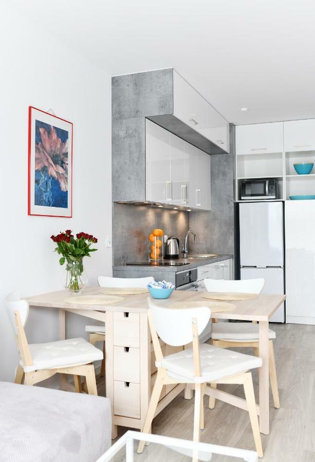 Apartament Krokus 2 Z Garażem Apartament *